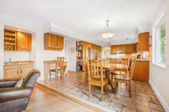 5219 Headland Drive